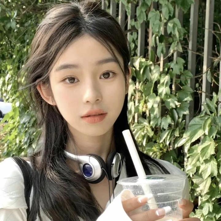 天上掉下个小福星